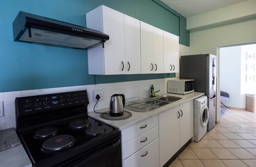 Mountainside Apartment | 'Bikini Views' - Luxury 1 Bedroom Private Suite overlooking the Ocean