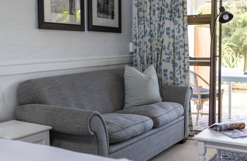 Buffalo Hills Game Reserve Bed & Breakfast | Bitou River Lodge