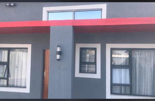Soshanguve House | BlackRose Guesthouse