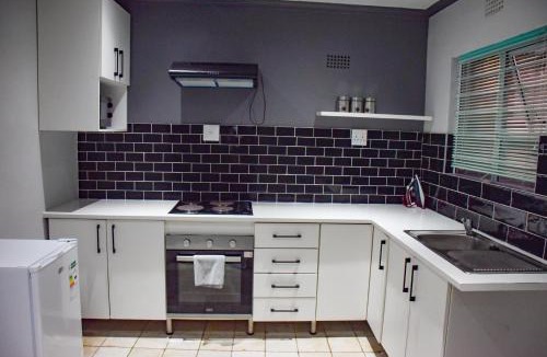 Trawal Apartment | Blade Flatlet