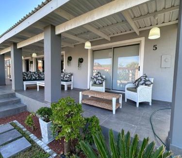 Boggoms Bay House | Blisss