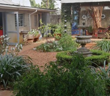 Tzaneen House | Blue Bell Guesthouse