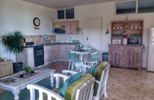 Paradise Beach House | Blue Chill. The perfect place to relax and unwind. Right on the beach!
