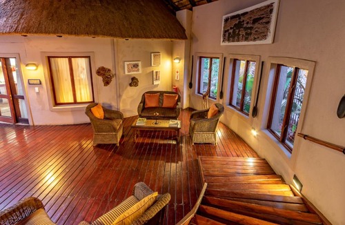 Hazyview House | Blue Jay Lodge