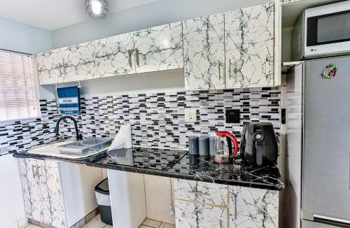 Westbrook Apartment | Blue Largo 42