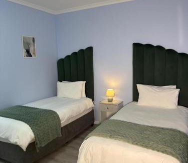 Bloubergstrand Apartment | Blue Lily Haven Cape Town Self Catering Home