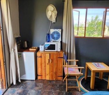 Hartbeespoort Apartment | Blueberry Country Cottage