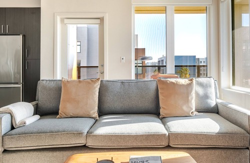 Santa Clara Apartment | Blueground | Santa Clara, pool, nr Central Park