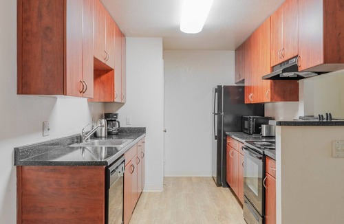 Shoreline West Apartment | Blueground | Shoreline West, view, nr Shoreline Park