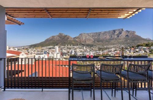 Bo'Kaap Apartment | Bo-Kaap Retreat - Breathtaking Apt Mountain Views