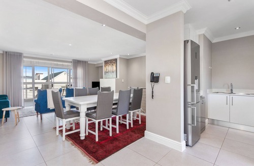 Big Bay Apartment | Bona View G36 - Three Bedroom Apartment, Sleeps 6