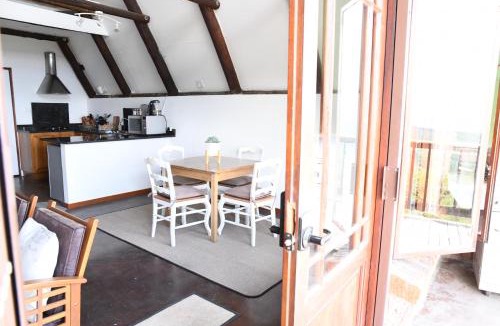 Merrivale Apartment | Bonnie View Game Lodge