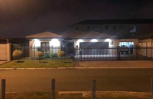 Parow Villa | Bosch Villa