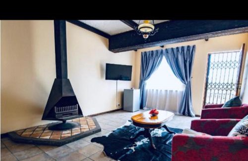 King William's Town House | BougainVilla Guest House