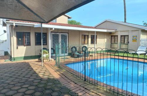 Durban North Bed & Breakfast | Bougainvillea