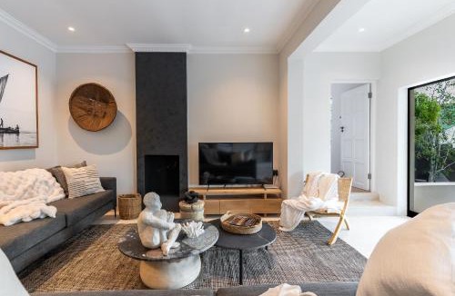 Hout Bay Villa | Boutique Coastal Retreat