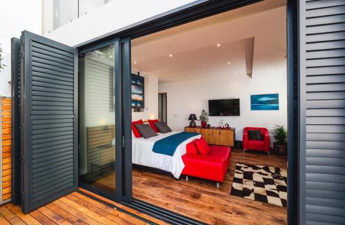 Westcliff House | Boutique Ocean Views - incorporating Wendy's