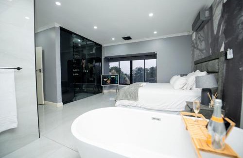 Glenwood House | Bowes House