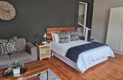 Komani House | Bowker's Self-Catering Accommodation