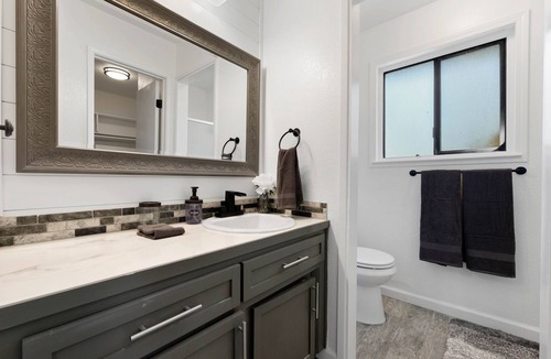 Carmichael House | Brand New 3BD/2BA Near the River Perfect Getaway!