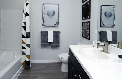 Menlo Park Apartment | Brand New Anton Menlo Luxury Studios with Great Onsite Amenities
