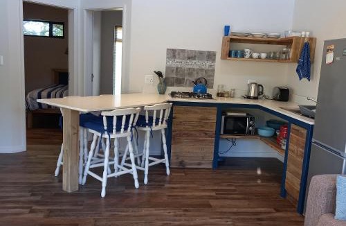 Cape Saint Francis House | Brand new cottage, walk to beach - inverter, wi-fi, DSTV