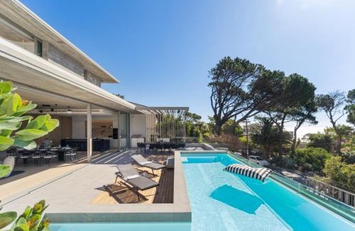 Camps Bay Villa | Brand New Dream Villa with Ocean View, Sauna & Gym