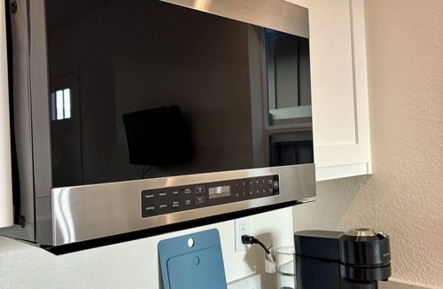 Petaluma Apartment | Brand new luxury studio in West Petaluma