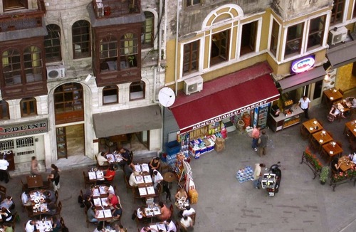 Asmali Mescit Apartment | Brand New Renovation right next to Galata Tower!