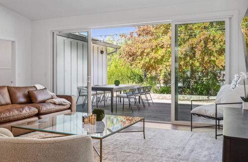 Eldridge House | BRAND NEW! Spacious and Pristine newly remodeled 4-bedroom home in Glen Ellen.