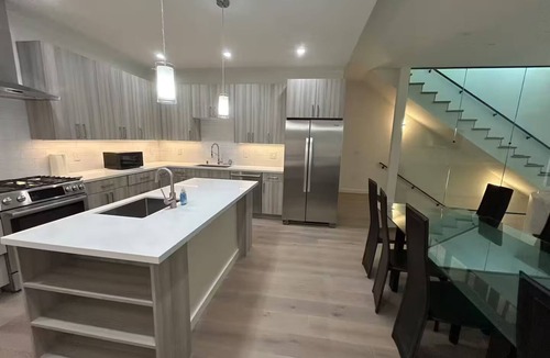 Redwood City House | Brand new spacious 3br/ba towhouse private garage gated complex sleeps 8
