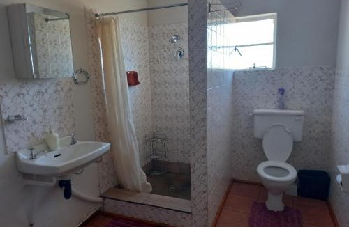 Siyathemba Apartment | Brandwag Pool Room