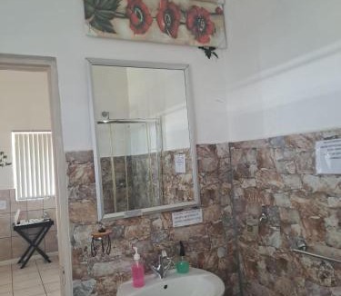 Noupoort Bed & Breakfast | Breaking Dawn