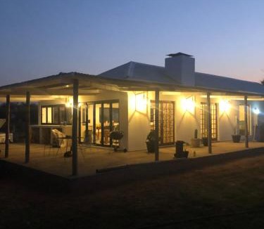 Thembelihle House | Britskraal Guest Farm