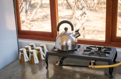 Leeupoort House | Bush Camp
