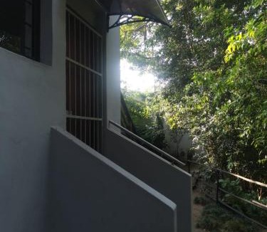 Pennington House | Bush Cottage