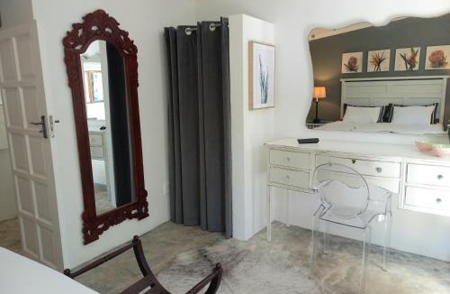 Umhlali Beach Bed & Breakfast | Bush Willow Suite - Villa Roc Guesthouse, Salt Rock Ballito Solar Power