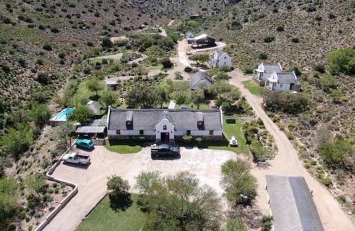 Prince Albert Apartment | Bushman Valley
