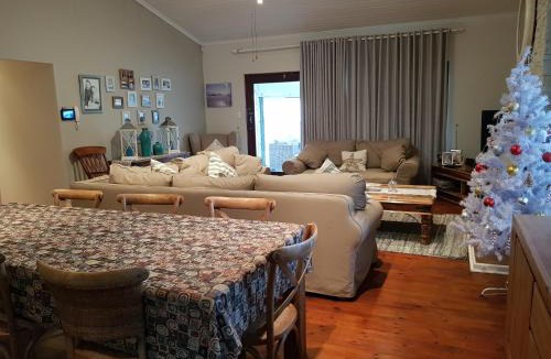 Bushman's River Mouth House | Bushys Oak