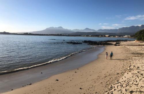 Gordons Bay Central Apartment | By Die See