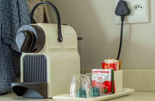 Onrus Apartment | C'estÇa Cottage Modern Luxurious Sounds of the Sea