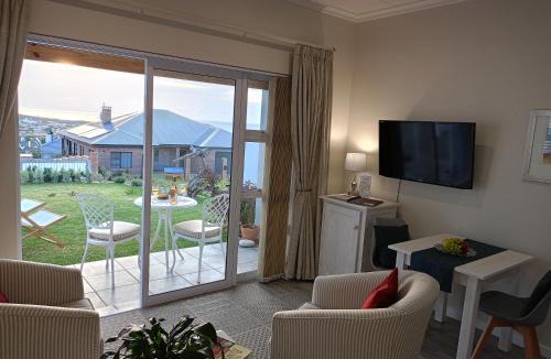 Still Bay Apartment | C-Vista
