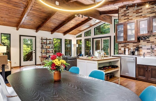 Monte Rio Cabin | California Dream Vacation Rental for Unforgettable Family or Group Glamping in Monte Rio
