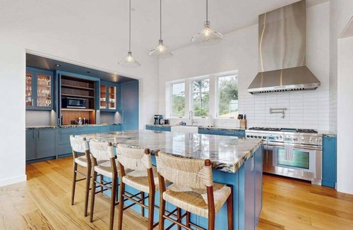 Calistoga House | Calistoga 3BR hilltop home with private pool, hot tub & views