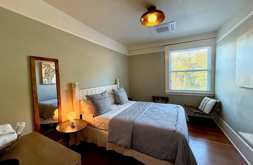Calistoga Hotel | Calistoga Inn Restaurant and Brewery