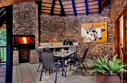 Hazyview Villa | Cambalala's Private Villa - In Kruger Park Lodge