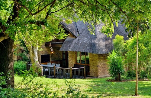 Hazyview House | Cambalala - Unit 1 - Luxury Self Catering Vacation Rental in Kruger Park Lodge