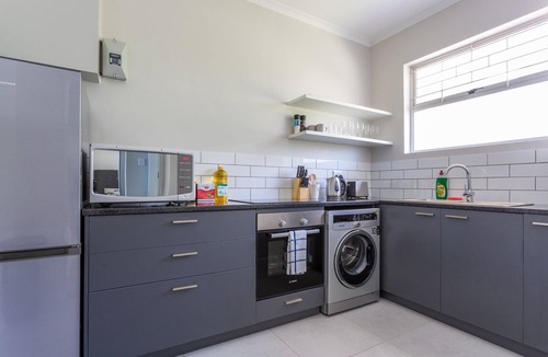 Camps Bay Apartment | Camps Bay Holiday Apartments Unit 14