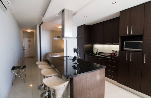 Camps Bay Apartment | Camps Bay One Bedroom apartment - The Crystal
