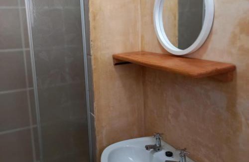 Oudtshoorn Apartment | Cango's Rest